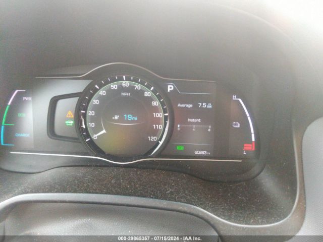 Photo 6 VIN: KMHC75LH3KU048722 - HYUNDAI IONIQ 