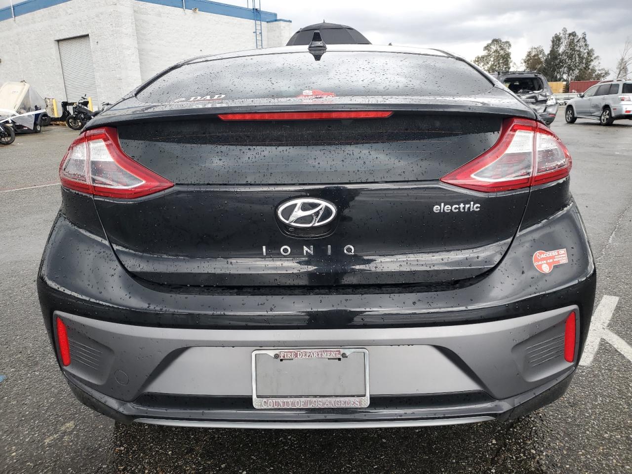 Photo 5 VIN: KMHC75LH9JU028926 - HYUNDAI IONIQ 