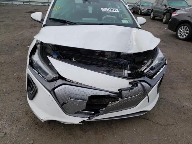 Photo 8 VIN: KMHC75LJ0LU063683 - HYUNDAI IONIQ SE 