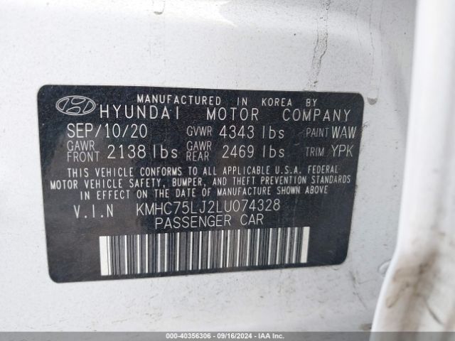 Photo 8 VIN: KMHC75LJ2LU074328 - HYUNDAI IONIQ 