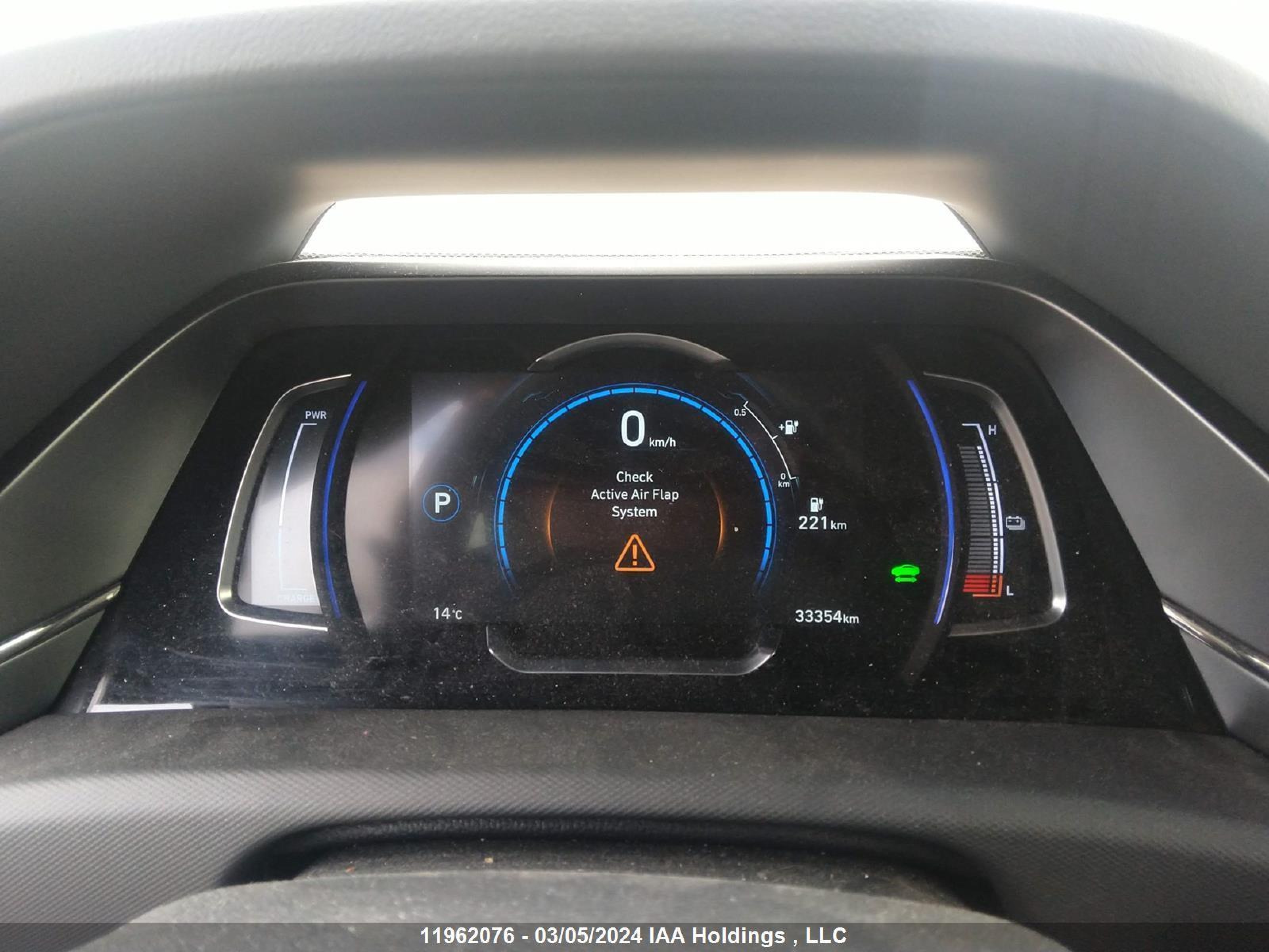 Photo 6 VIN: KMHC75LJ5LU072203 - HYUNDAI IONIQ 