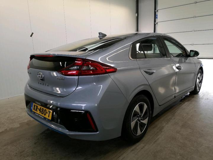 Photo 4 VIN: KMHC851CGHU008693 - HYUNDAI IONIQ 