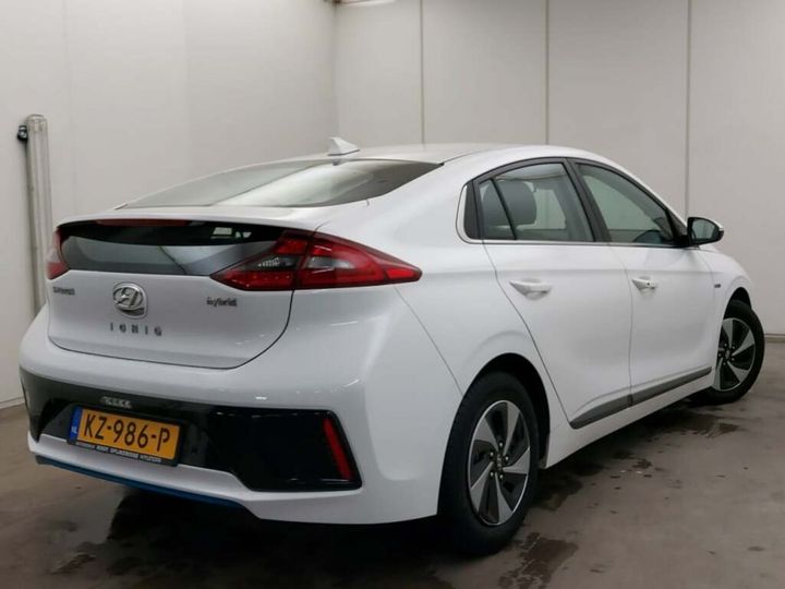 Photo 2 VIN: KMHC851CGHU009129 - HYUNDAI IONIQ 