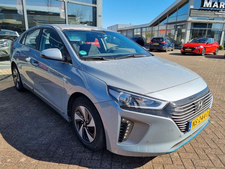 Photo 4 VIN: KMHC851CGHU012582 - HYUNDAI IONIQ 