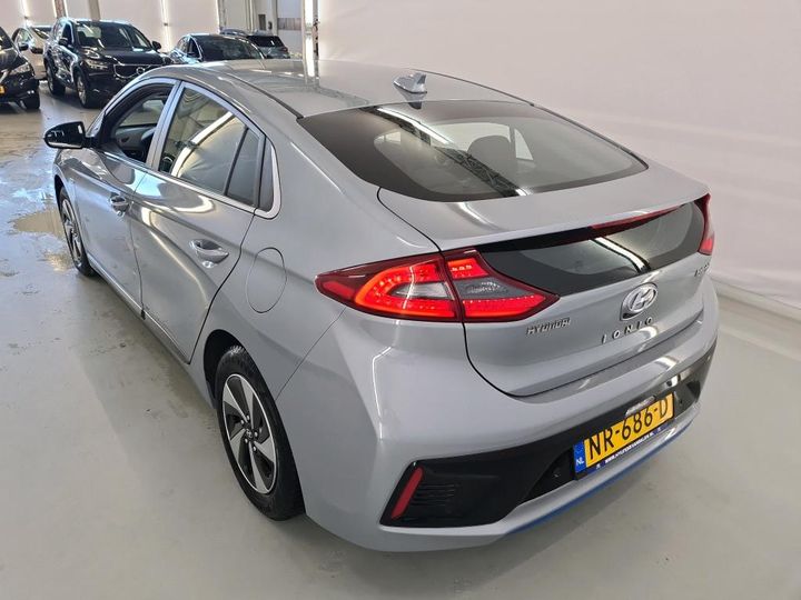 Photo 9 VIN: KMHC851CGHU012879 - HYUNDAI IONIQ 