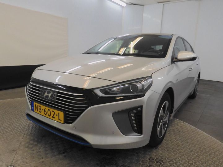 Photo 3 VIN: KMHC851CGHU013731 - HYUNDAI IONIQ 