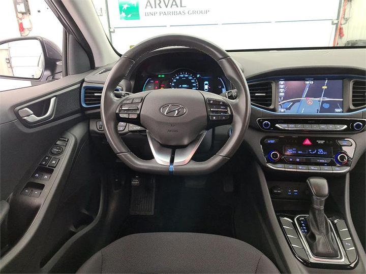 Photo 26 VIN: KMHC851CGHU017881 - HYUNDAI IONIQ 