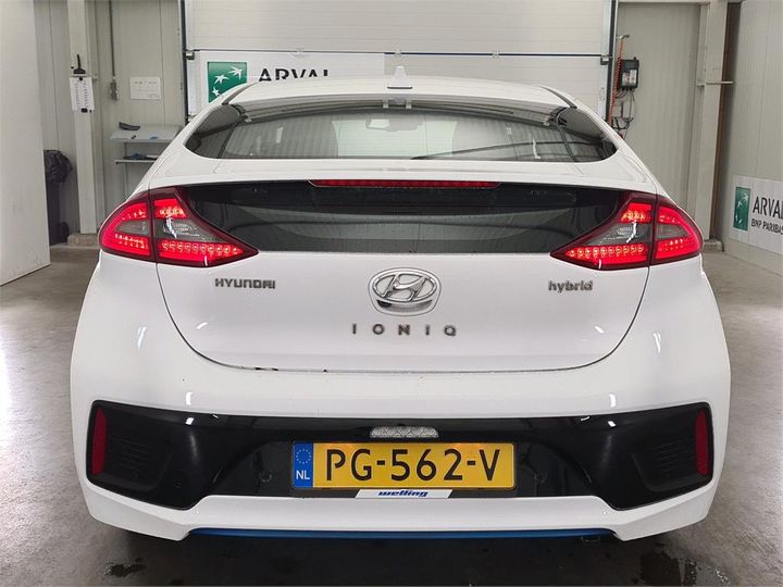 Photo 24 VIN: KMHC851CGHU024635 - HYUNDAI IONIQ 