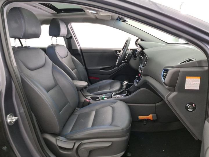 Photo 3 VIN: KMHC851CGJU069036 - HYUNDAI IONIQ 