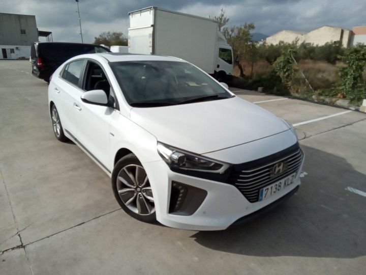 Photo 24 VIN: KMHC851CGJU073771 - HYUNDAI IONIQ 