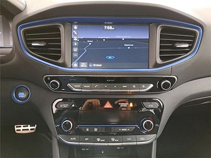 Photo 9 VIN: KMHC851CGJU076374 - HYUNDAI IONIQ 