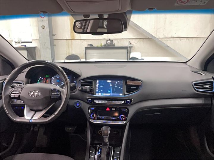 Photo 12 VIN: KMHC851CGJU103477 - HYUNDAI IONIQ 