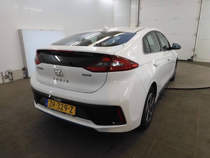 Photo 2 VIN: KMHC851CGKU148702 - HYUNDAI IONIQ 