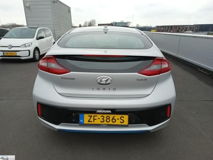 Photo 12 VIN: KMHC851CGKU153457 - HYUNDAI IONIQ 