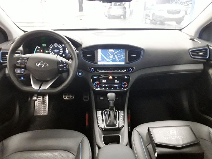 Photo 12 VIN: KMHC851CGKU153509 - HYUNDAI IONIQ 