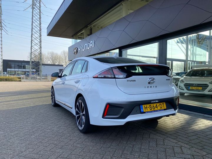 Photo 2 VIN: KMHC851CGLU167000 - HYUNDAI IONIQ 