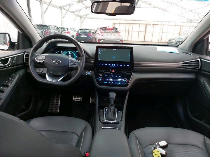 Photo 3 VIN: KMHC851CGLU204367 - HYUNDAI IONIQ 