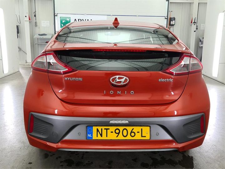 Photo 17 VIN: KMHC851HFHU007400 - HYUNDAI IONIQ 