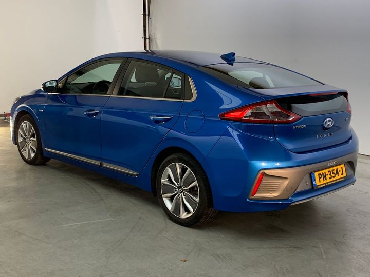 Photo 2 VIN: KMHC851HFHU012318 - HYUNDAI IONIQ 