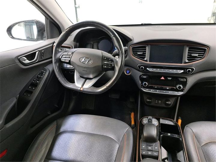 Photo 6 VIN: KMHC851HFHU013527 - HYUNDAI IONIQ 