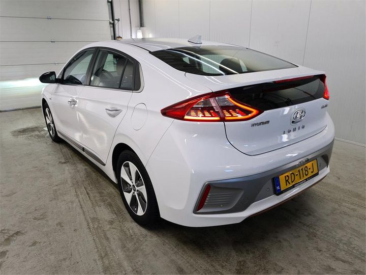 Photo 3 VIN: KMHC851HFHU014929 - HYUNDAI IONIQ 