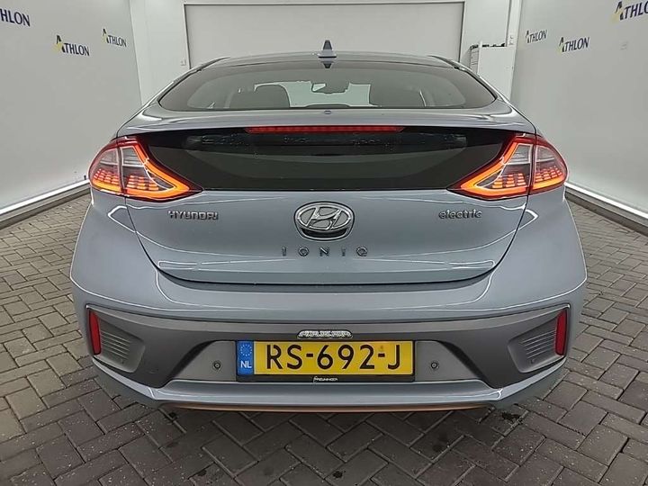 Photo 14 VIN: KMHC851HFHU019011 - HYUNDAI IONIQ 