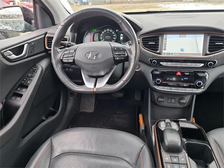 Photo 6 VIN: KMHC851HFHU020616 - HYUNDAI IONIQ 