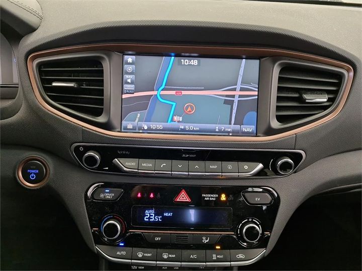 Photo 13 VIN: KMHC851HFJU020689 - HYUNDAI IONIQ 