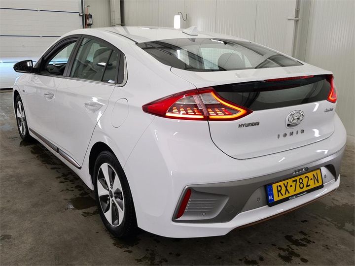 Photo 26 VIN: KMHC851HFJU020689 - HYUNDAI IONIQ 