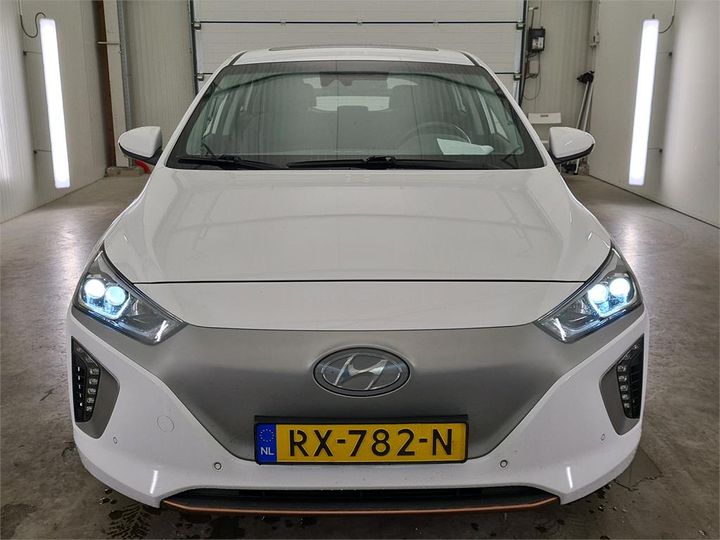 Photo 5 VIN: KMHC851HFJU020689 - HYUNDAI IONIQ 