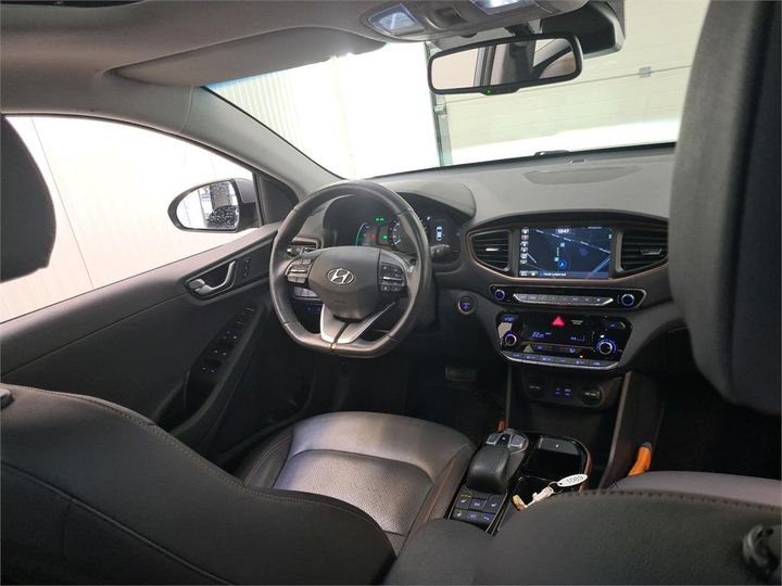 Photo 5 VIN: KMHC851HFJU021615 - HYUNDAI IONIQ 