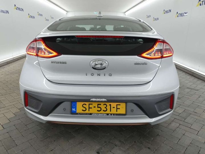 Photo 16 VIN: KMHC851HFJU022864 - HYUNDAI IONIQ 