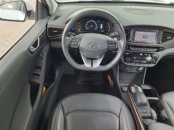 Photo 8 VIN: KMHC851HFJU023244 - HYUNDAI IONIQ 