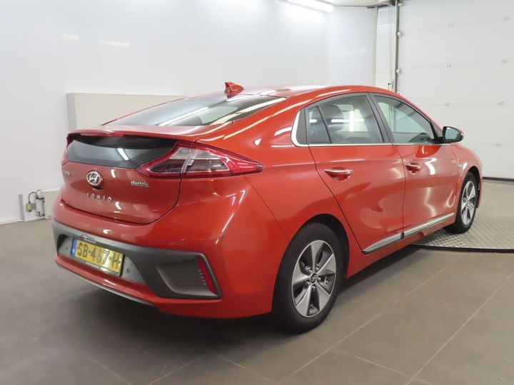 Photo 2 VIN: KMHC851HFJU023261 - HYUNDAI IONIQ 