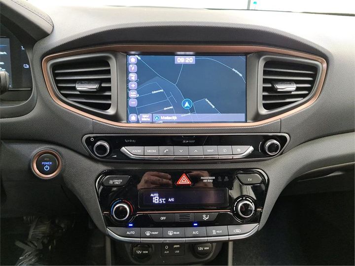 Photo 19 VIN: KMHC851HFJU024573 - HYUNDAI IONIQ 