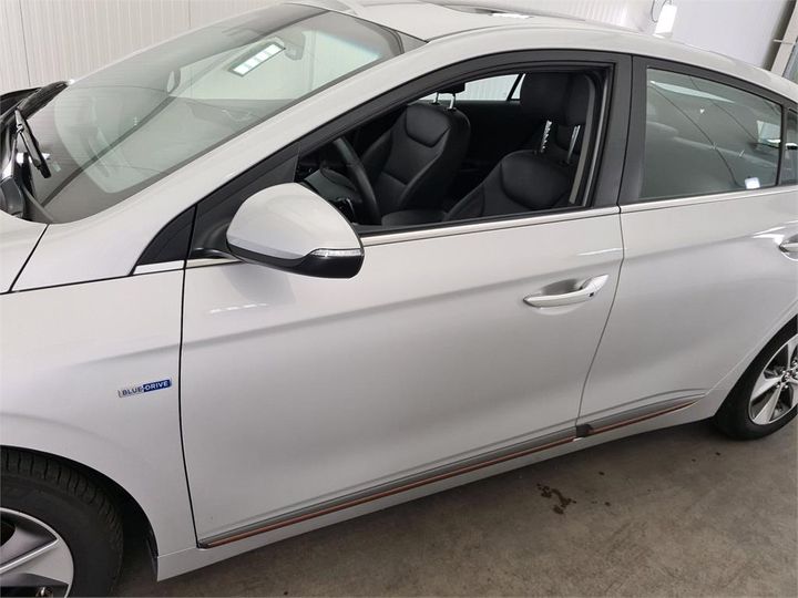 Photo 13 VIN: KMHC851HFJU028348 - HYUNDAI IONIQ 