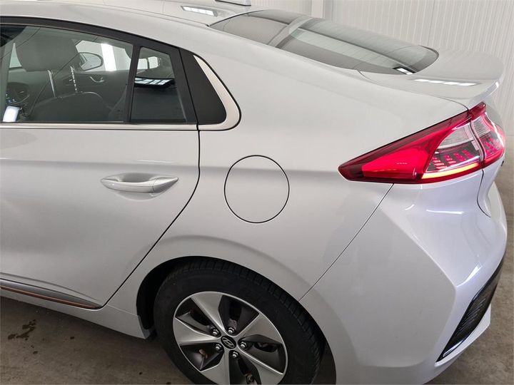 Photo 23 VIN: KMHC851HFJU028348 - HYUNDAI IONIQ 