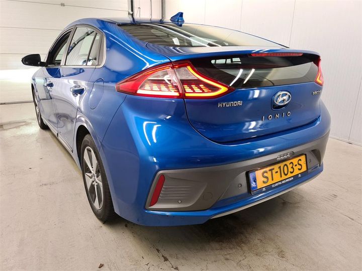 Photo 3 VIN: KMHC851HFJU028422 - HYUNDAI IONIQ 