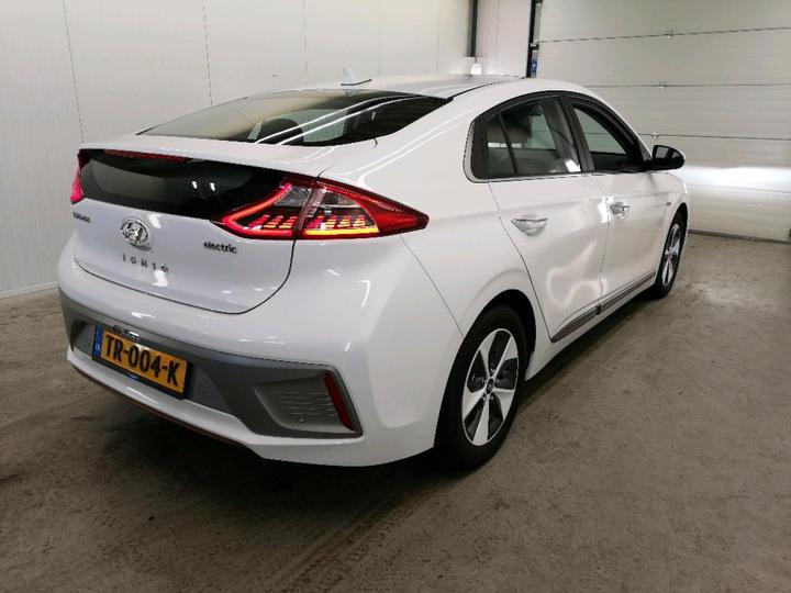 Photo 4 VIN: KMHC851HFJU030841 - HYUNDAI IONIQ 