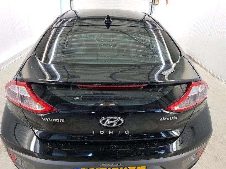 Photo 24 VIN: KMHC851HFJU030860 - HYUNDAI IONIQ 