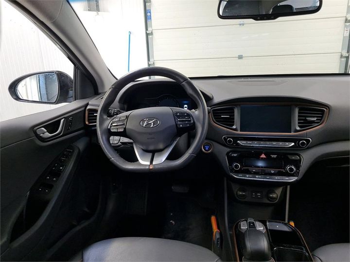 Photo 6 VIN: KMHC851HFJU030860 - HYUNDAI IONIQ 