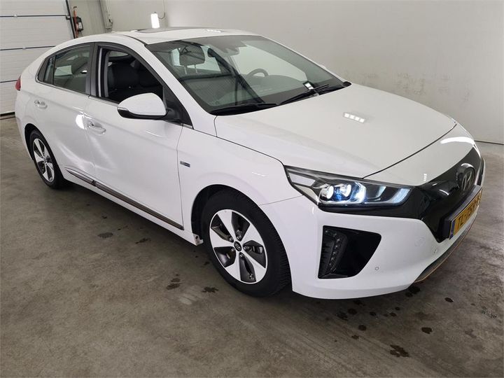 Photo 11 VIN: KMHC851HFJU030960 - HYUNDAI IONIQ 