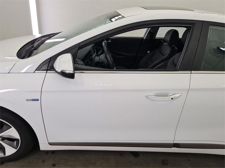 Photo 26 VIN: KMHC851HFJU030960 - HYUNDAI IONIQ 