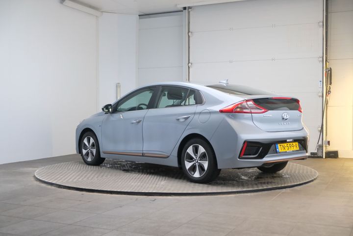 Photo 3 VIN: KMHC851HFJU033305 - HYUNDAI IONIQ 