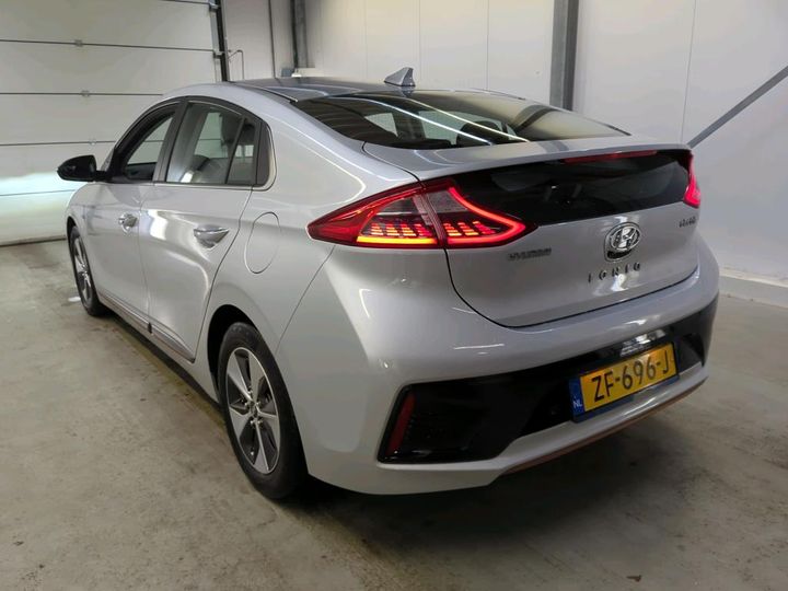 Photo 2 VIN: KMHC851HFKU047545 - HYUNDAI IONIQ 