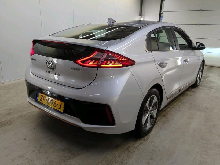 Photo 3 VIN: KMHC851HFKU047545 - HYUNDAI IONIQ 