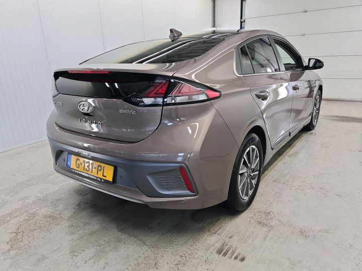 Photo 3 VIN: KMHC851JFLU054145 - HYUNDAI IONIQ 