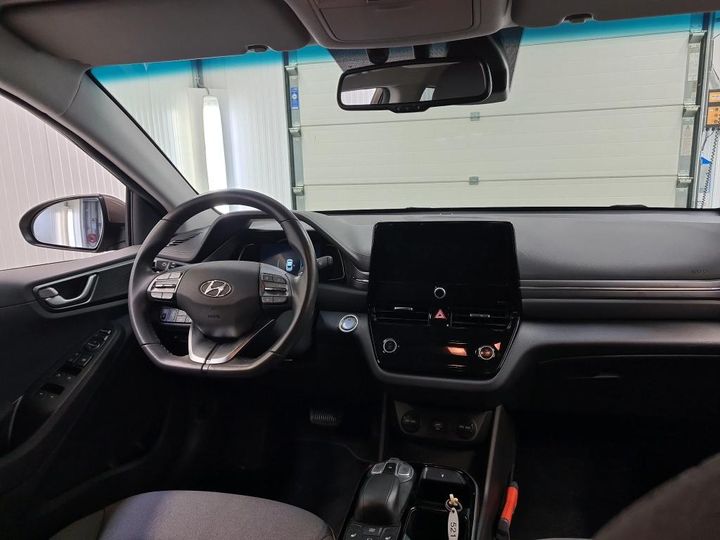 Photo 5 VIN: KMHC851JFLU054145 - HYUNDAI IONIQ 