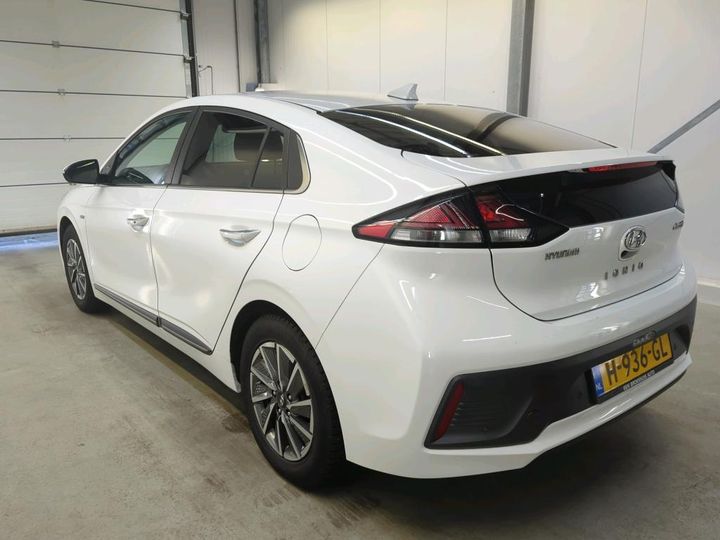 Photo 2 VIN: KMHC851JFLU057551 - HYUNDAI IONIQ 