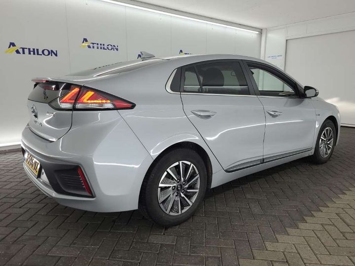 Photo 2 VIN: KMHC851JFLU064769 - HYUNDAI IONIQ 